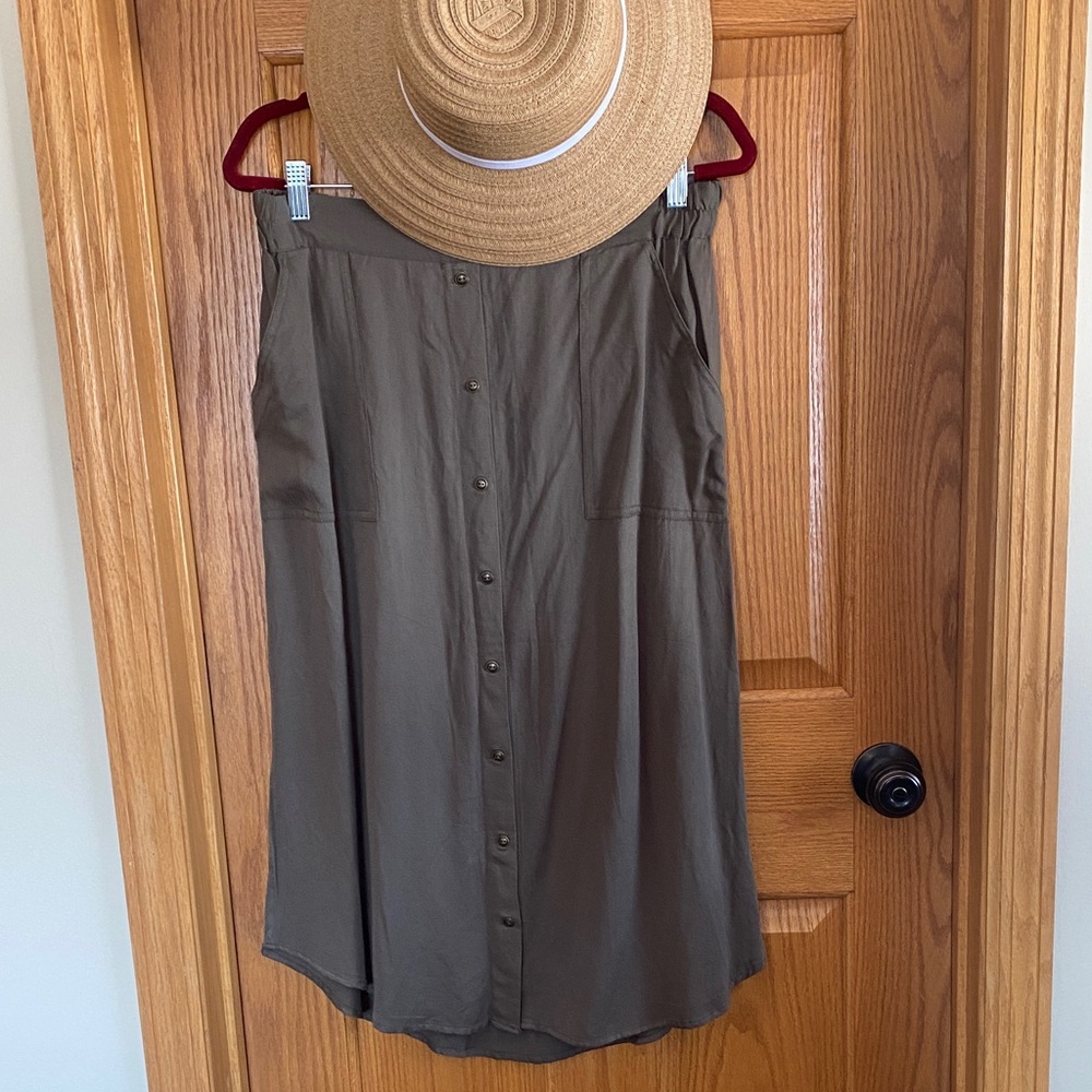 Forever 21 Olive xl Button-Front Midi Skirt